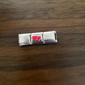 Link charm 
